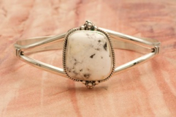Genuine White Buffalo Turquoise Native American Bracelet